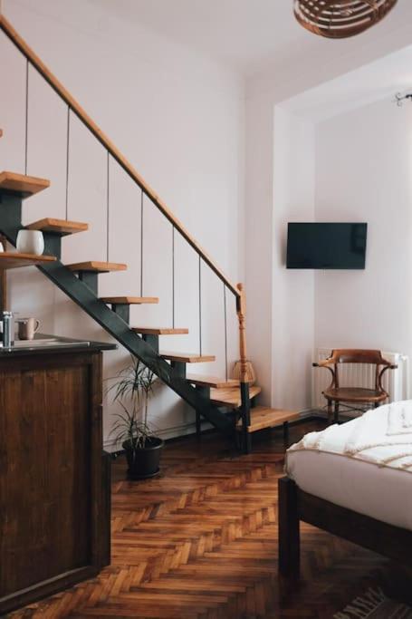 Vista Studio Brasov In The Heart Of The Old City Center Екстериор снимка